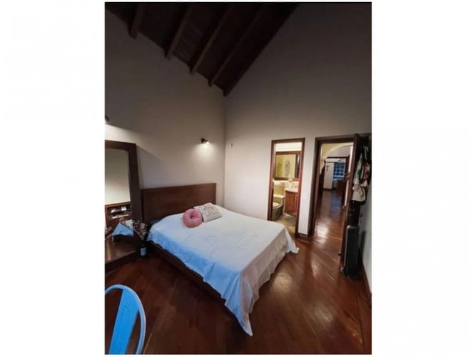 Casa de 4 alcobas en venta en Loma Del Escobero, Envigado, 390 m² · foto 10 de 19