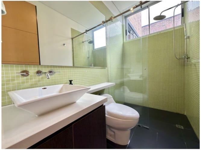 Casa de 3 alcobas en venta en Montessori, Envigado, 288 m² · foto 19 de 19