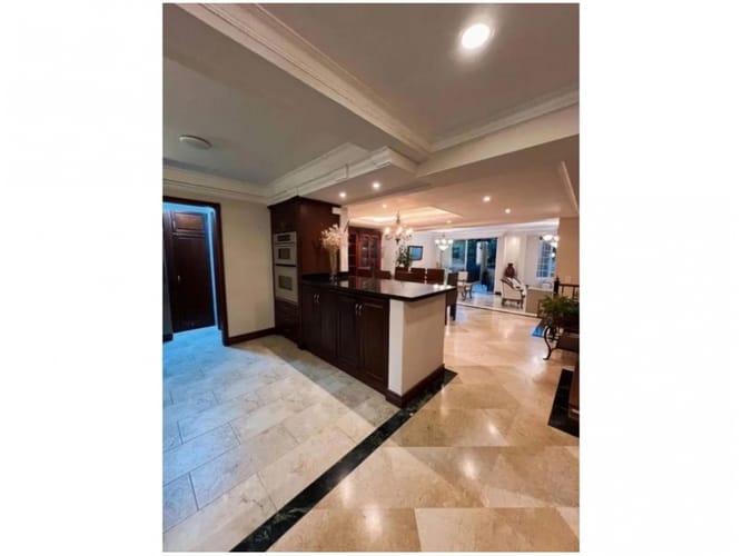 Casa de 4 alcobas en venta en Loma Del Escobero, Envigado, 390 m² · foto 19 de 19