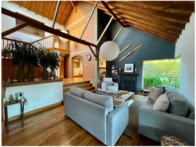 Casa de 3 alcobas en venta en Las Palmas, Envigado, 300 m² · foto 8 de 21