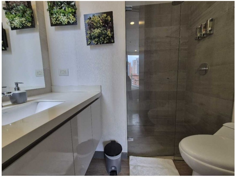 Apartamento en venta en El Poblado, Medellín · foto 16 de 22