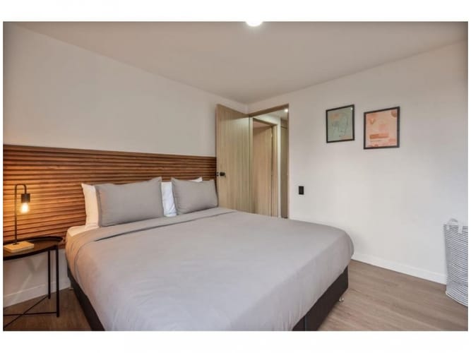 Apartaestudio en venta en El Poblado, Medellín, 101 m² · foto 10 de 16