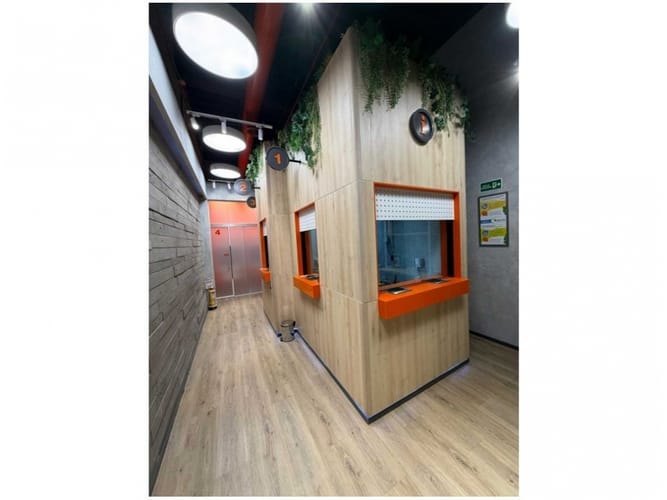Local en venta en Oviedo, Medellín, 58 m² · foto 2 de 2