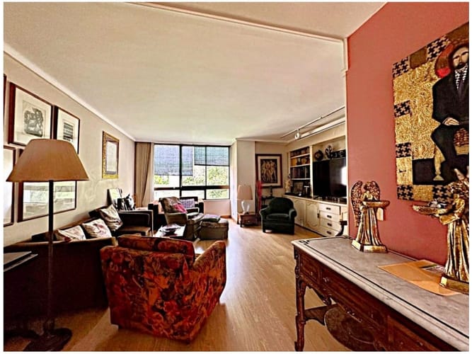 Apartamento de 4 alcobas en venta en San Lucas, Medellín, 477 m² · foto 6 de 24