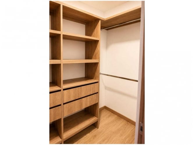 Apartamento de 3 alcobas en venta en El Trianon, Envigado, 84 m² · foto 6 de 16