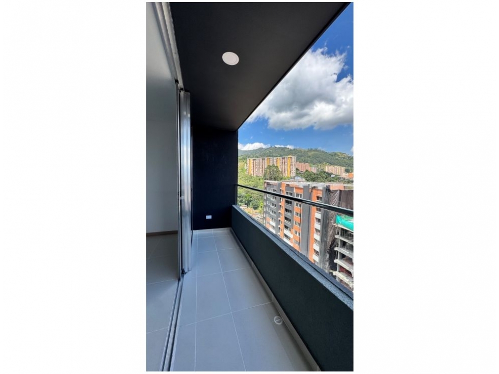 Apartamento en venta en Camino Verde, Envigado · foto 4 de 17