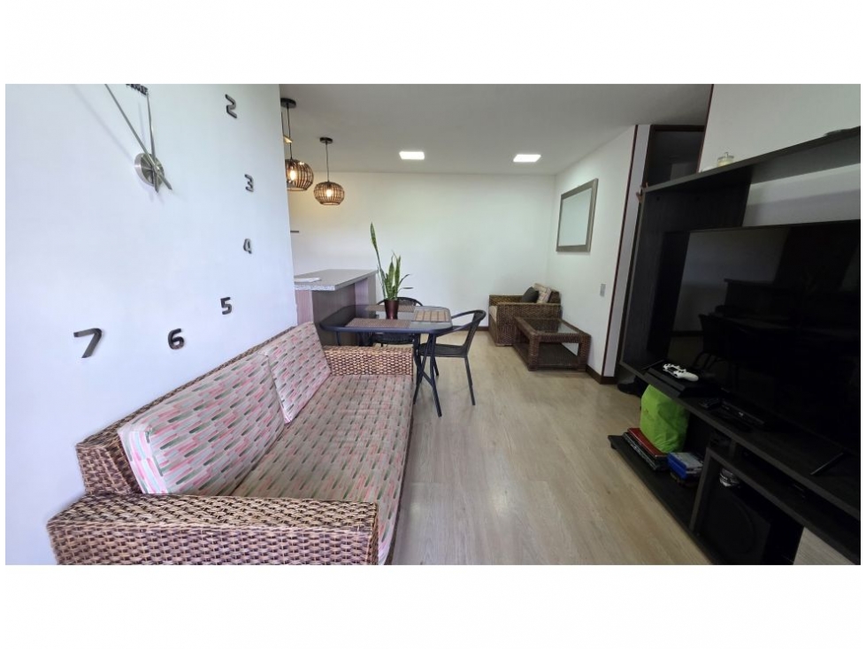 Apartamento en venta en El Chingui, Envigado · foto 7 de 24