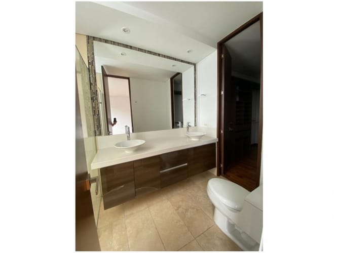 Apartamento de 3 alcobas en venta en Patio Bonito, Medellín, 190 m² · foto 8 de 24
