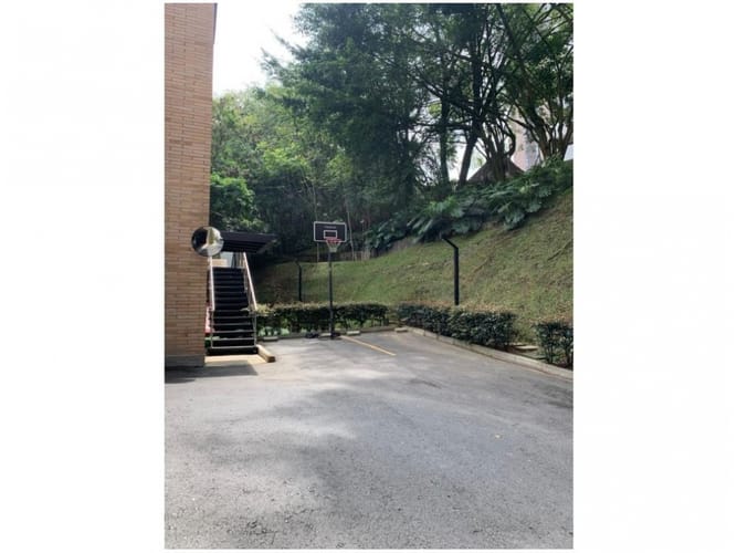 Apartamento de 3 alcobas en venta en Patio Bonito, Medellín, 190 m² · foto 22 de 24