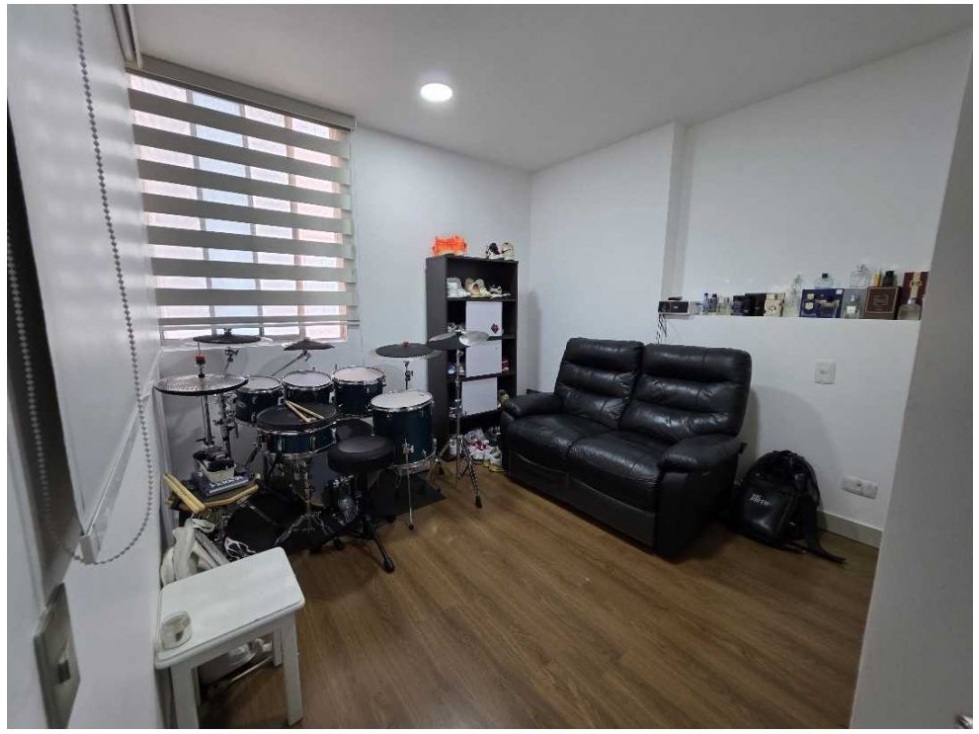 Apartamento en venta en Aves Maria, Sabaneta · foto 16 de 24
