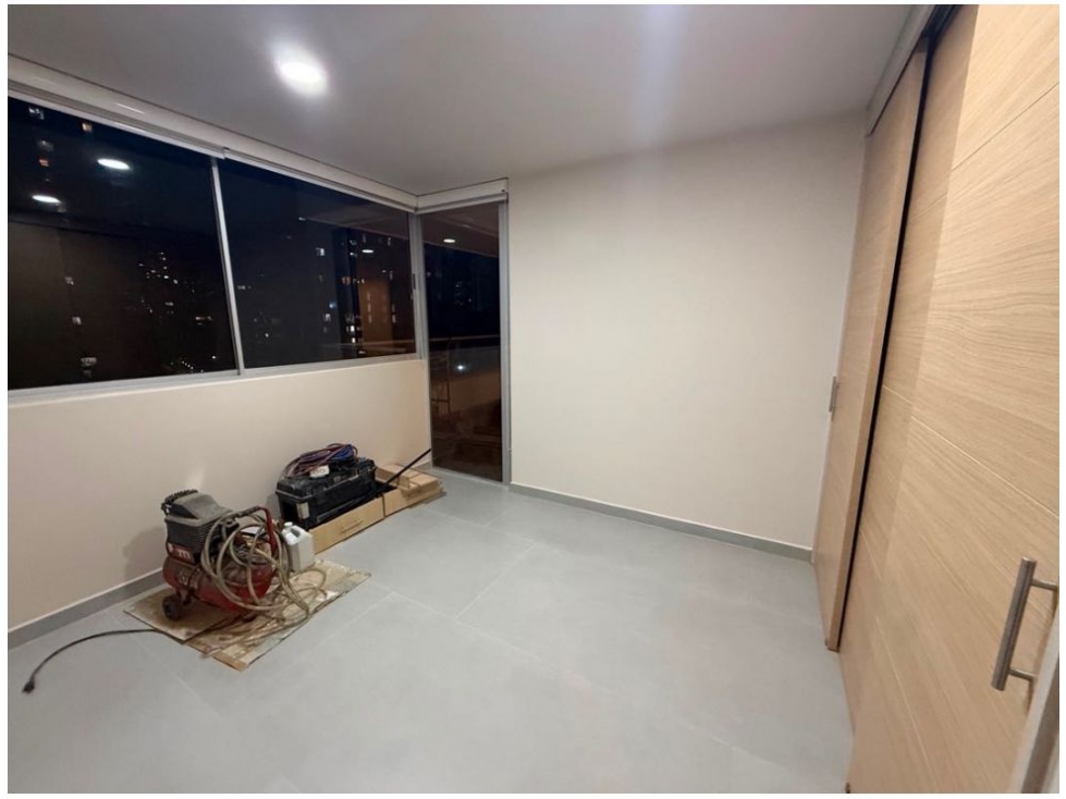 Apartamento en venta en El Poblado, Medellín · foto 8 de 8