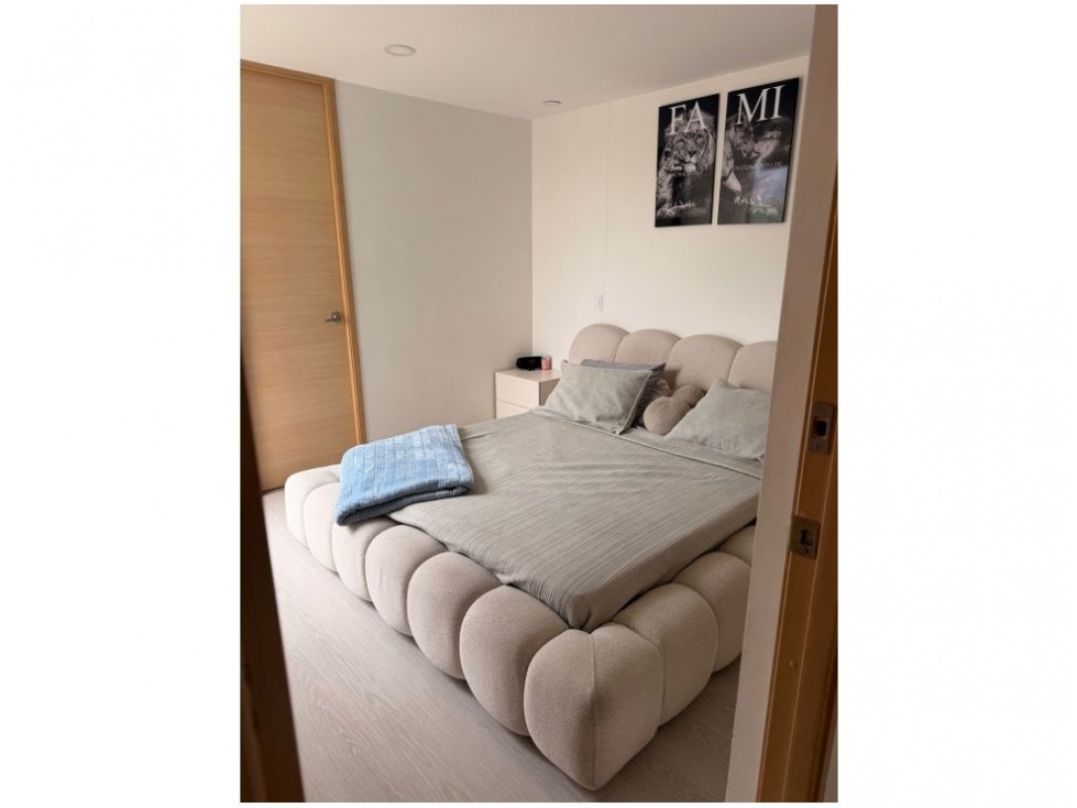 Apartamento en venta en Loma Del Esmeraldal, Envigado · foto 6 de 11
