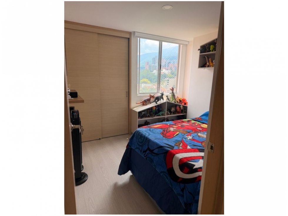 Apartamento en venta en Loma Del Esmeraldal, Envigado · foto 7 de 11