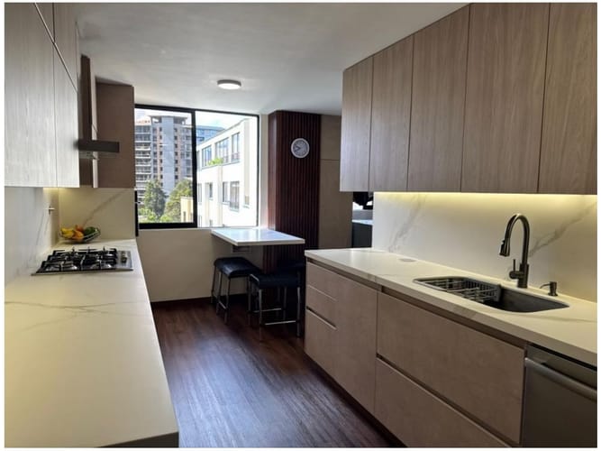 Apartamento en venta en Las Lomas No.1, Medellín · foto 14 de 24