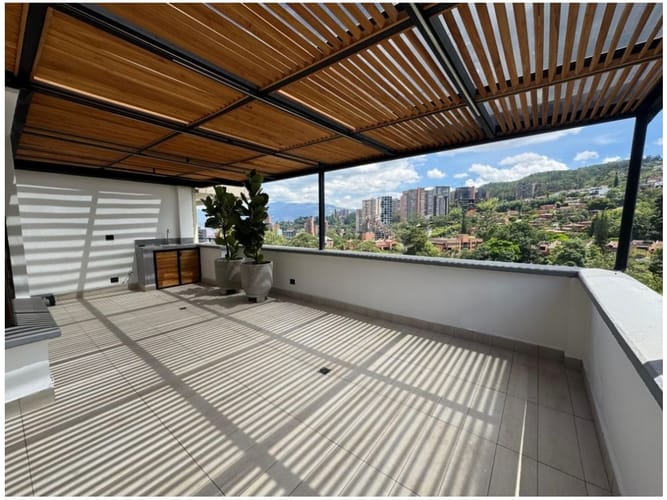 Apartamento en venta en Las Lomas No.1, Medellín · foto 17 de 24