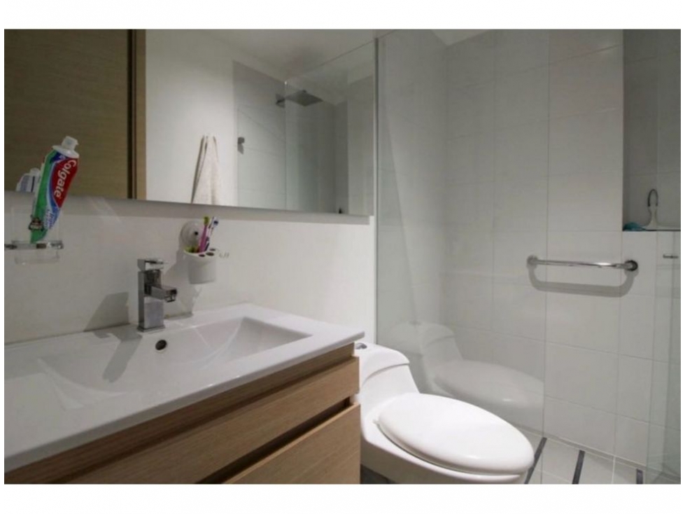 Apartamento en venta en Loma Del Esmeraldal, Envigado · foto 5 de 13