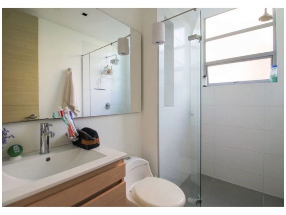 Apartamento en venta en Loma Del Esmeraldal, Envigado · foto 8 de 13