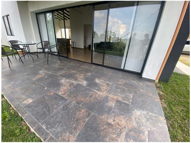 Casa de 4 alcobas en venta en La Laja, Rionegro, 208 m² · foto 2 de 24