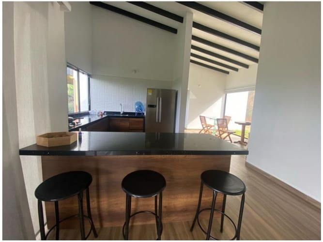 Casa de 4 alcobas en venta en La Laja, Rionegro, 208 m² · foto 7 de 24