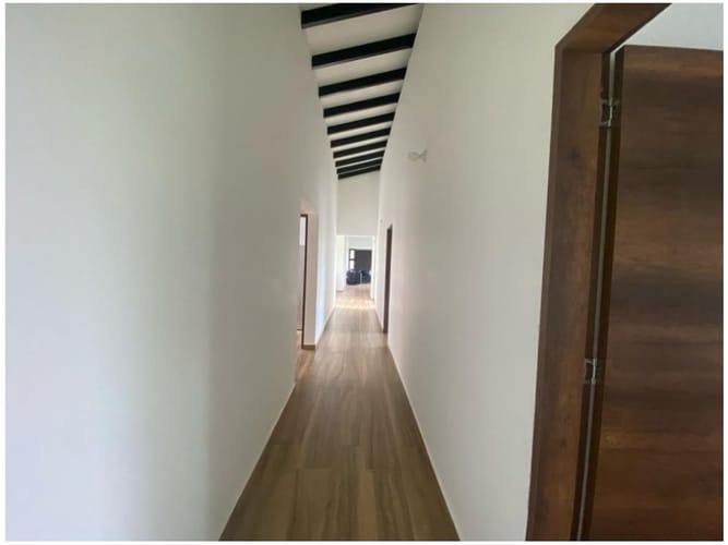 Casa de 4 alcobas en venta en La Laja, Rionegro, 208 m² · foto 12 de 24