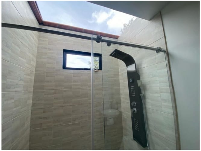 Casa de 4 alcobas en venta en La Laja, Rionegro, 208 m² · foto 14 de 24