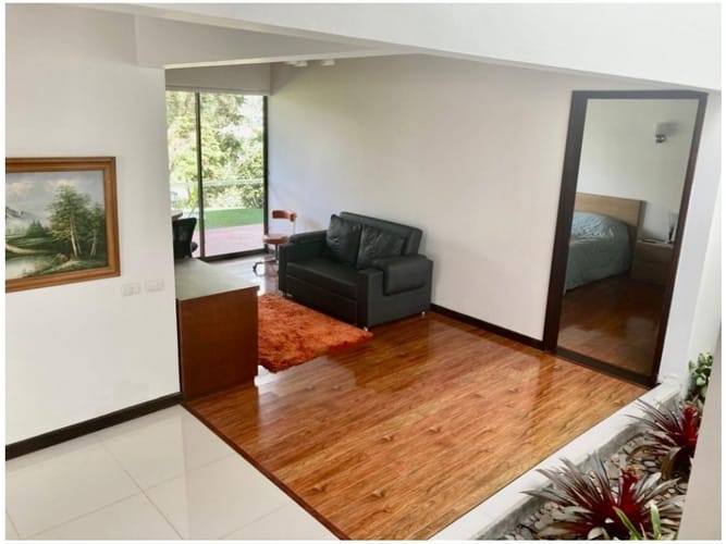 Casa de 5 alcobas en venta en La Clara, Guarne, 309 m² · foto 11 de 24