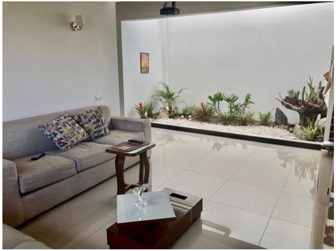 Casa de 5 alcobas en venta en La Clara, Guarne, 309 m² · foto 12 de 24