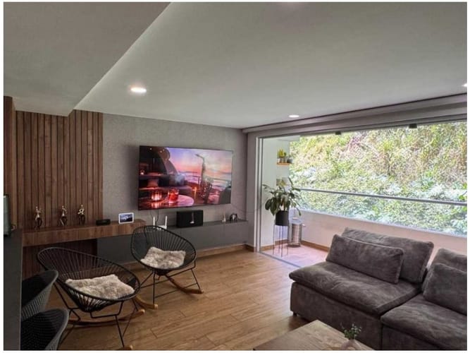 Apartamento en venta en Rodeo Alto, Medellín · foto 4 de 18
