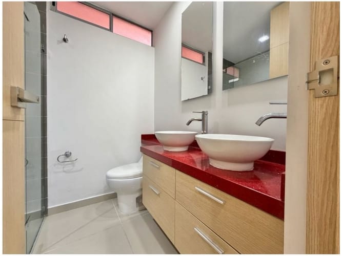 Apartamento en venta en Loma Del Chocho, Envigado · foto 10 de 11