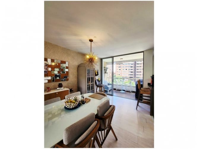 Apartamento en venta en El Poblado, Medellín · foto 7 de 15