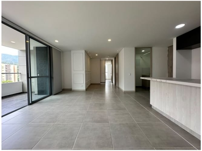 Apartamento de 2 alcobas en venta en Cumbres, Envigado, 102 m² · foto 3 de 22
