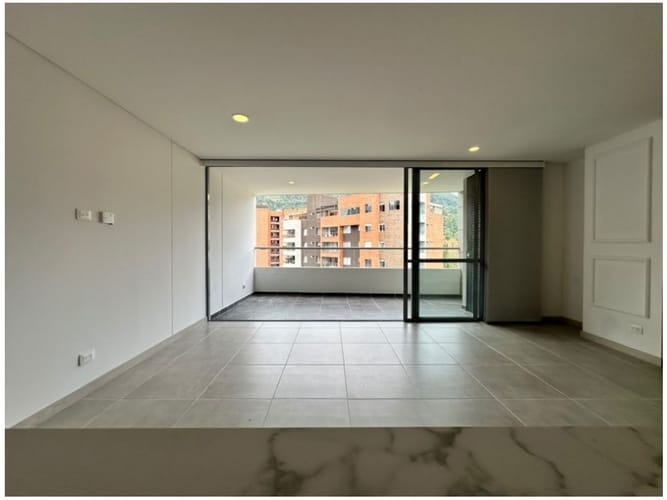 Apartamento de 2 alcobas en venta en Cumbres, Envigado, 102 m² · foto 6 de 22