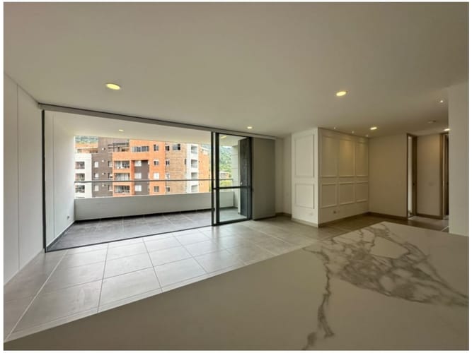 Apartamento de 2 alcobas en venta en Cumbres, Envigado, 102 m² · foto 7 de 22
