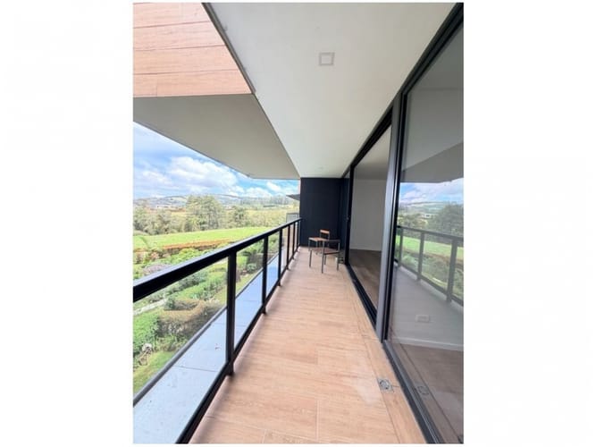 Apartamento en venta en El Campestre, Envigado · foto 5 de 6