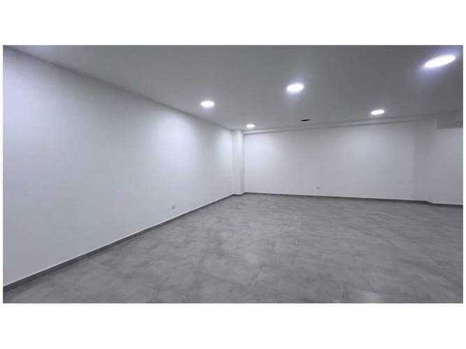 Local en venta en Los Angeles, Medellín, 257 m² · foto 5 de 14