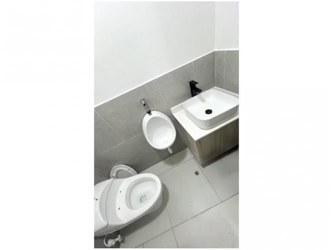 Local en venta en Los Angeles, Medellín, 257 m² · foto 6 de 14