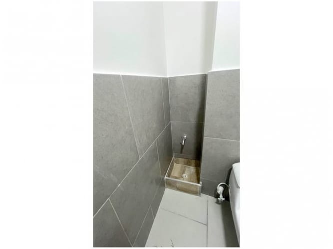 Local en venta en Los Angeles, Medellín, 257 m² · foto 7 de 14