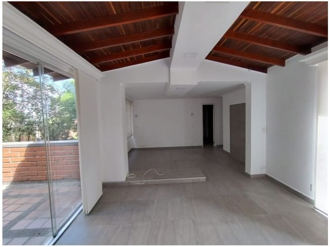 Apartamento en venta en La Florida, Medellín · foto 3 de 24