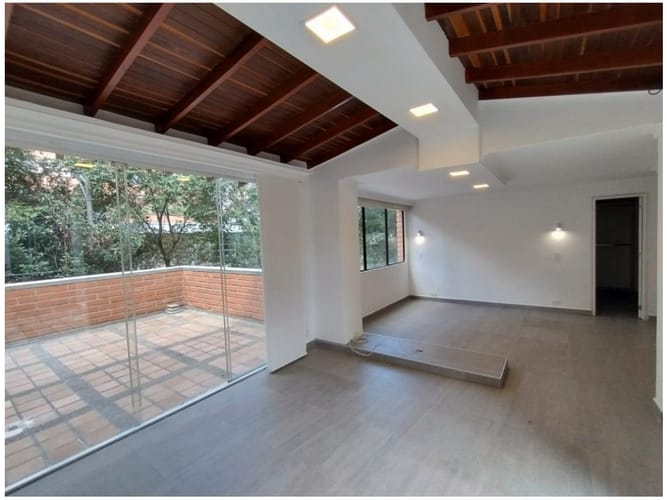 Apartamento en venta en La Florida, Medellín · foto 4 de 24