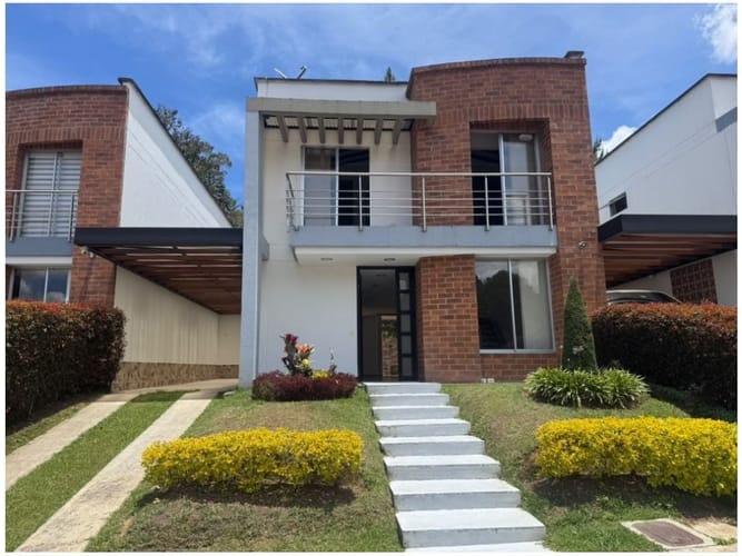 Casa de 3 alcobas en venta en Santa Elena, El Retiro, 220 m² · foto 3 de 24