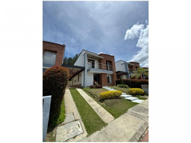 Casa de 3 alcobas en venta en Santa Elena, El Retiro, 220 m² · foto 9 de 24