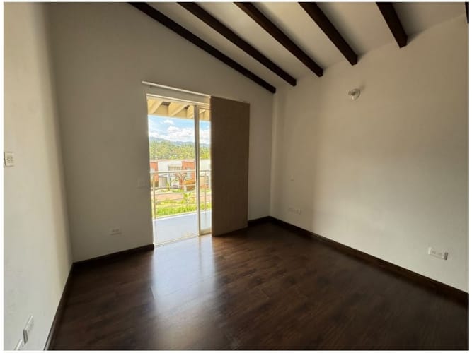 Casa de 3 alcobas en venta en Santa Elena, El Retiro, 220 m² · foto 21 de 24