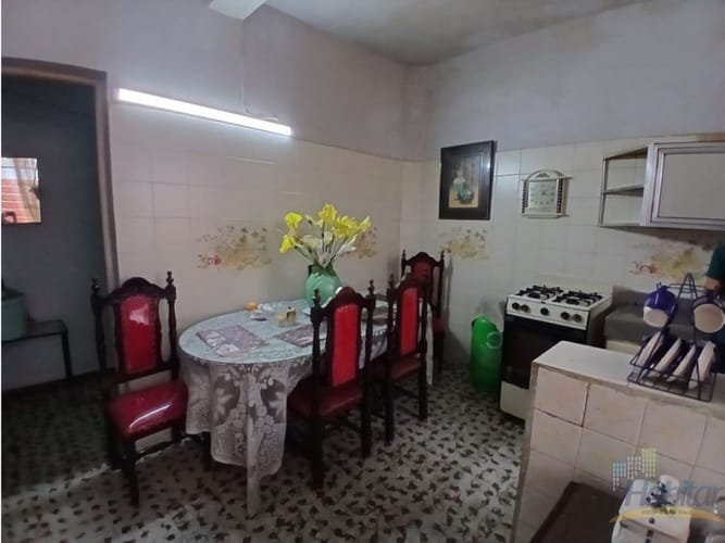 Casa de 6 alcobas en venta en Boston, Medellín, 215 m² · foto 8 de 20