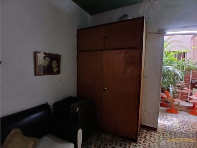Casa de 6 alcobas en venta en Boston, Medellín, 215 m² · foto 11 de 20