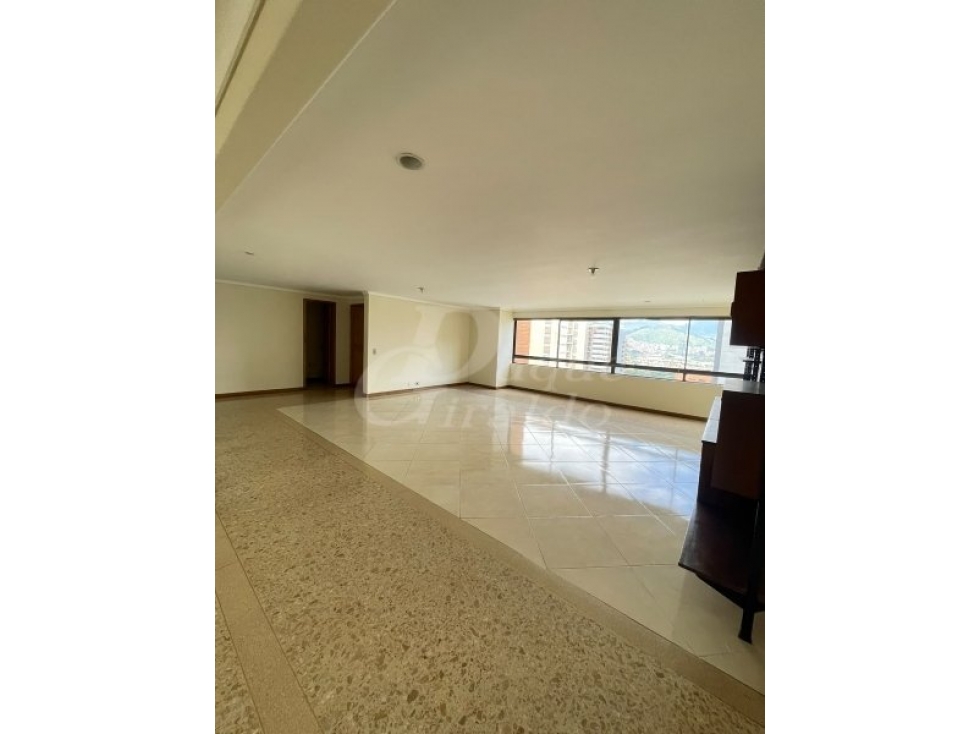 Apartamento en venta en Castropol, Medellín · foto 2 de 24