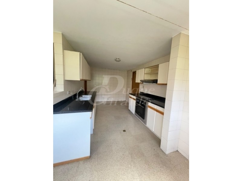Apartamento en venta en Castropol, Medellín · foto 6 de 24