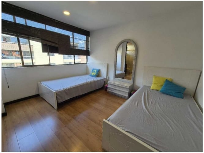 Apartamento de 4 alcobas en venta en Bosques De Zuñiga, Envigado, 198 m² · foto 10 de 23