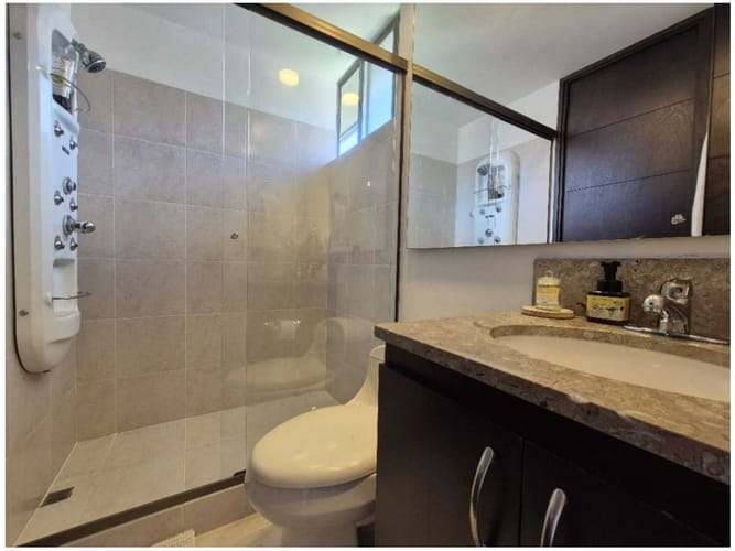 Apartamento de 4 alcobas en venta en Bosques De Zuñiga, Envigado, 198 m² · foto 11 de 23