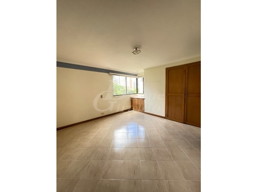 Apartamento en venta en Castropol, Medellín · foto 14 de 24