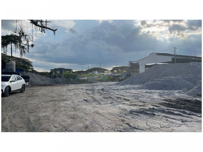 Bodega en venta en Puerto Caldas, Pereira, 1619 m² · foto 9 de 12